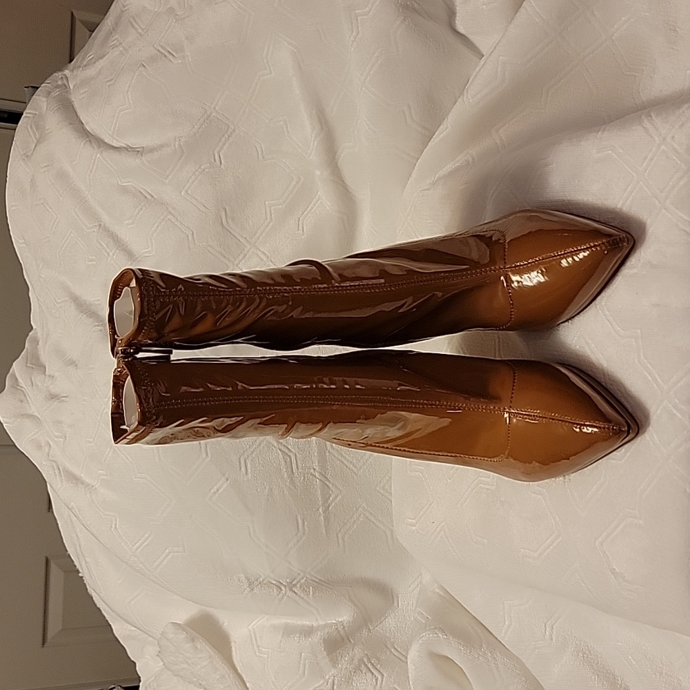 Shoedazzle Camel Booties BRAND NEW